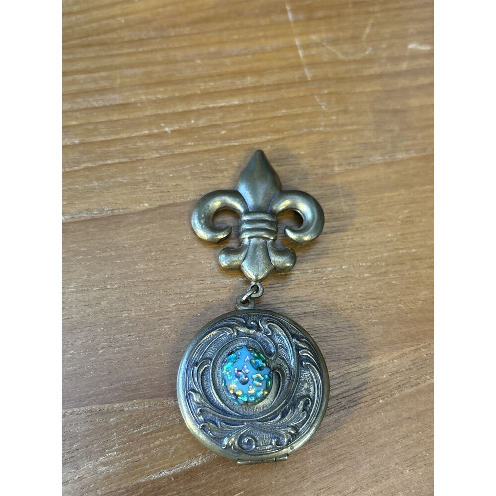 Vintage Fleur Delis Sadie Green Victorian Revival Locket Brooch/Pin